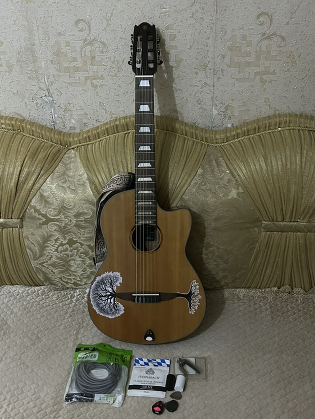 Klassik gitara, Yamaha, Yeni, Ödənişli çatdırılma