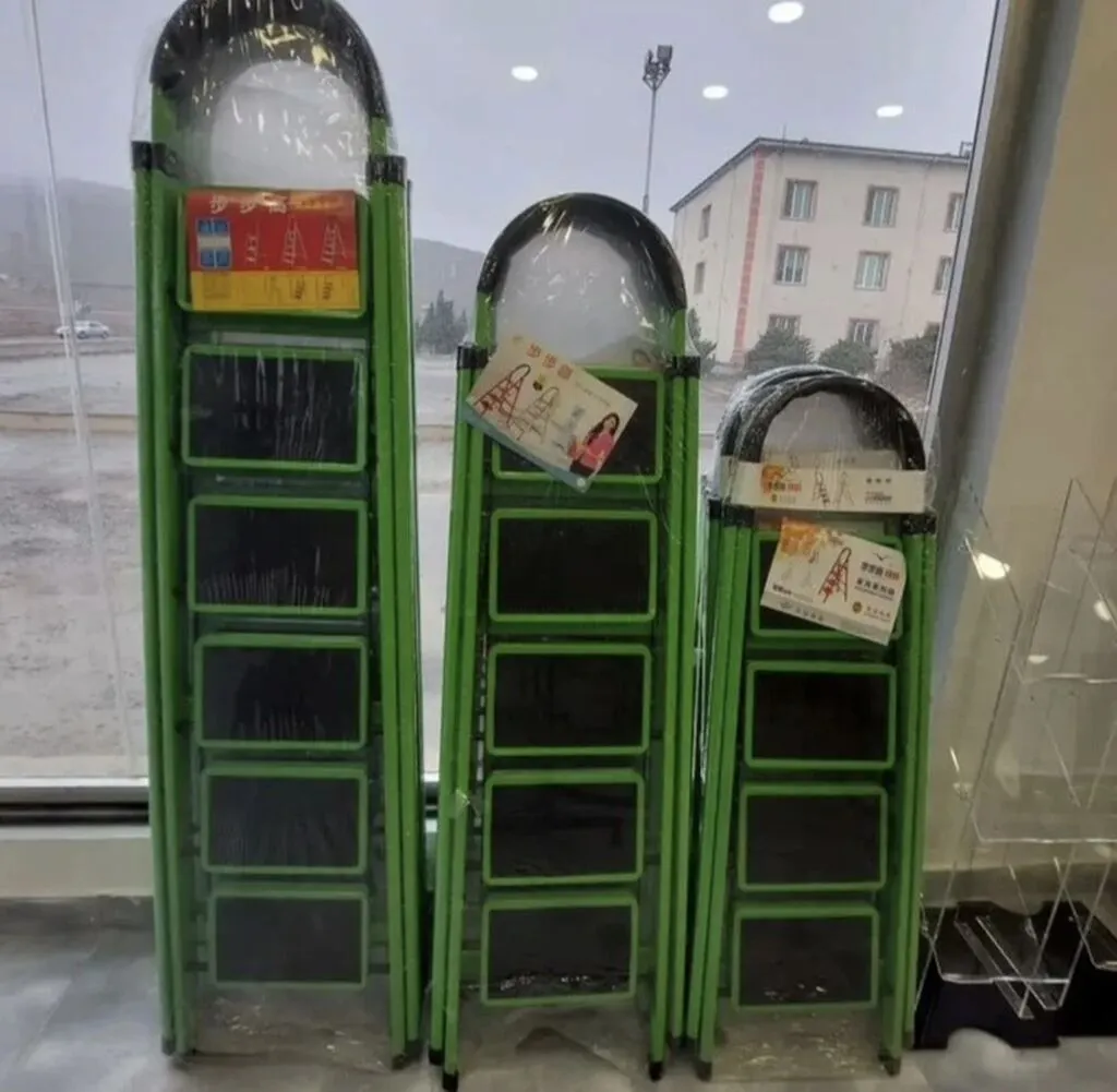 Çoxməqsədli qatlanan nərdivanlar