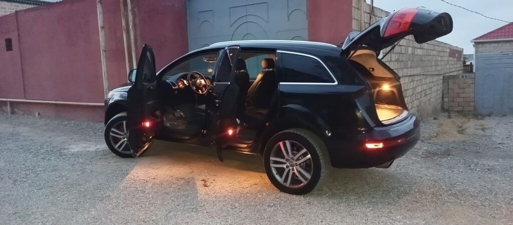 Audi Q7: 4.2 l | Ofrouder/SUV