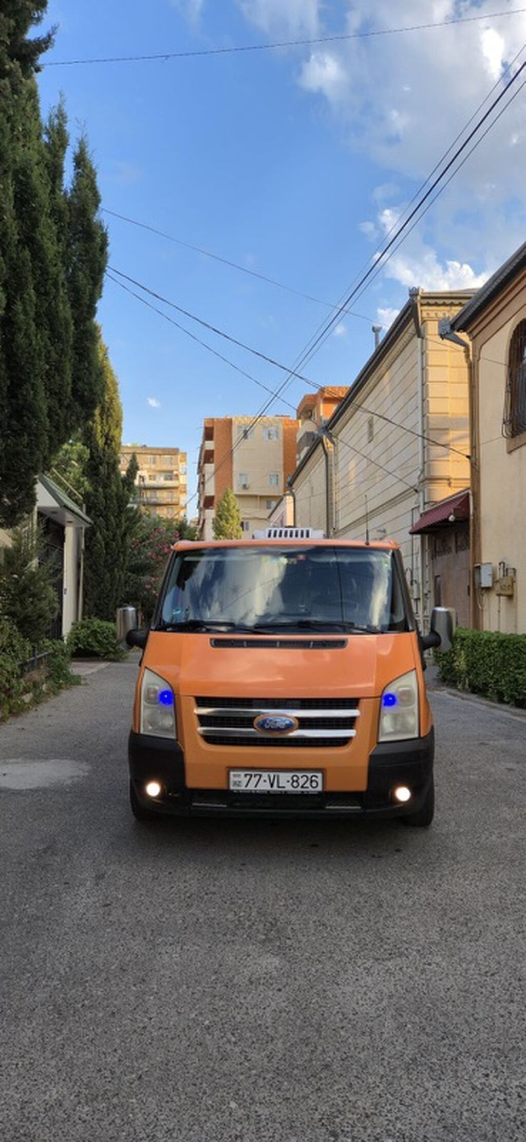 Ford Transit: 2.2 l | 2009 il 250 km