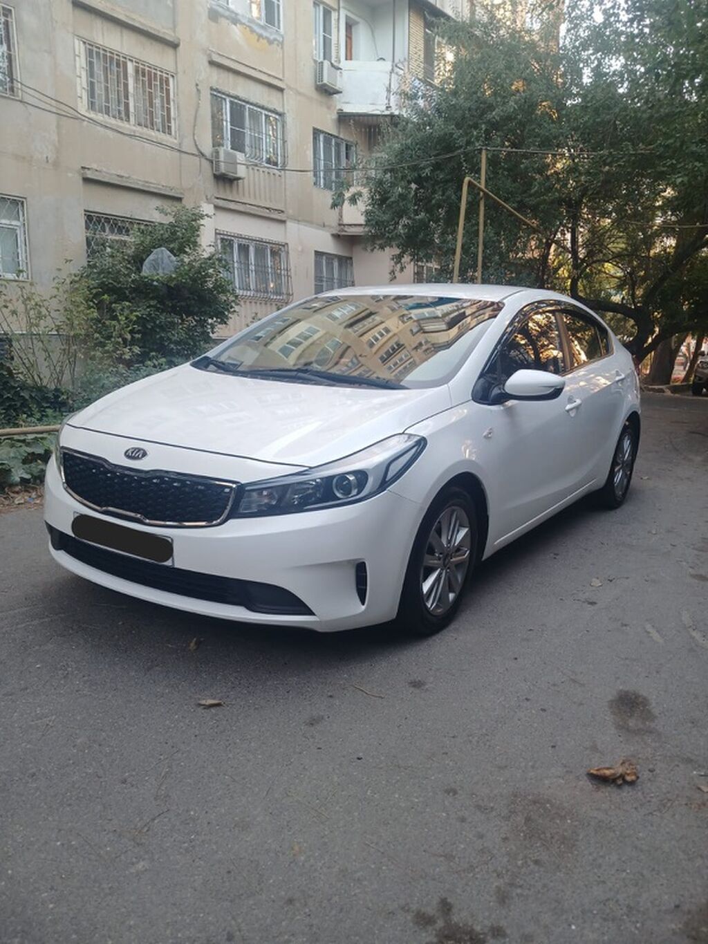 Kia K3: 1.6 l | 2016 il Sedan