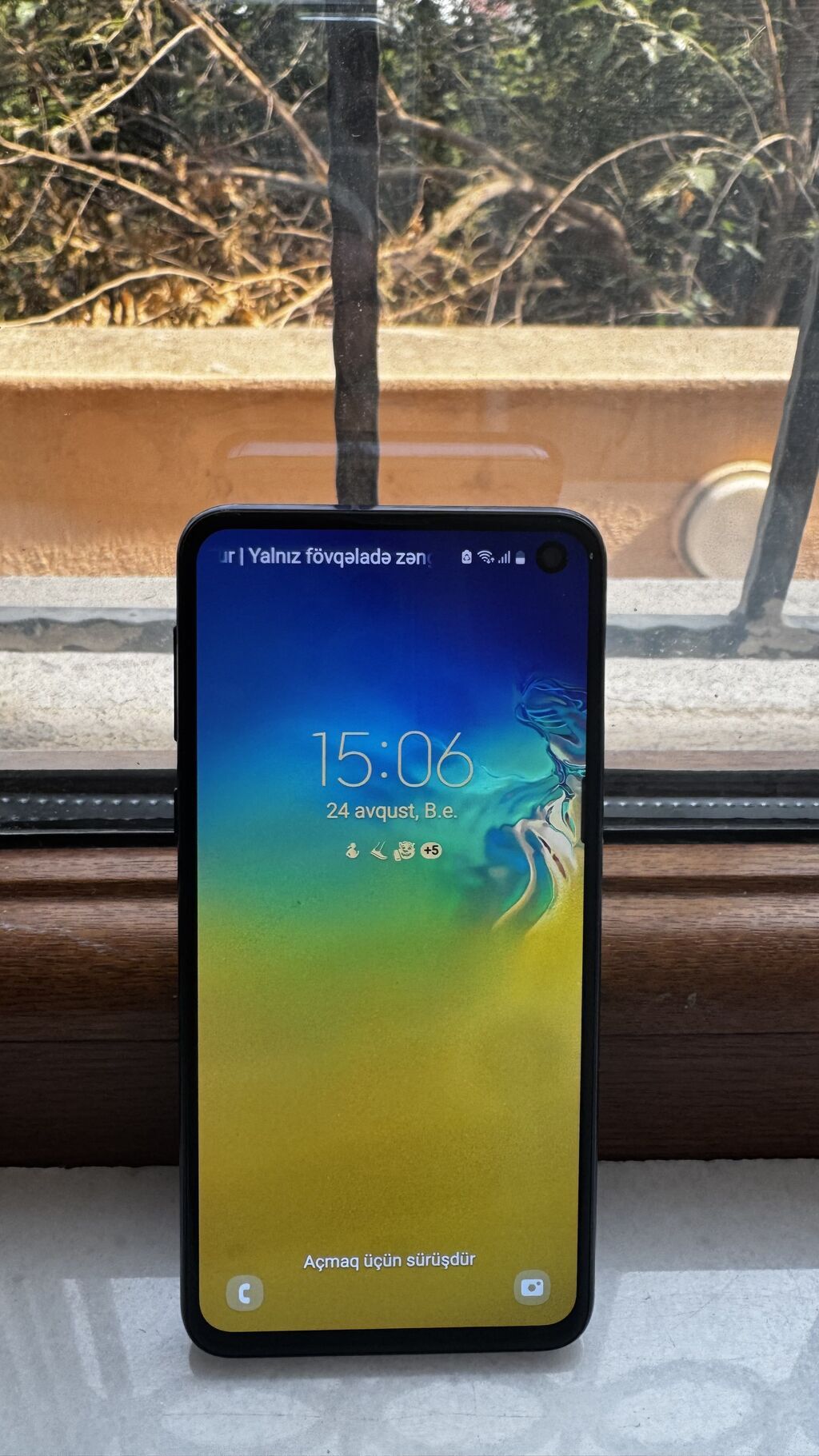 Samsung Galaxy S10e, 128 GB, rəng - Qara, Düyməli, Sensor, Barmaq izi