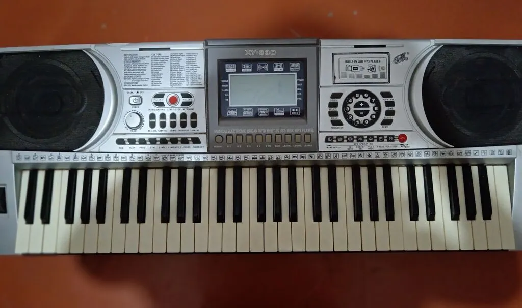 Elektron sintezator – XXY-6318B - 61 klavişli tam ölçülü klaviatura