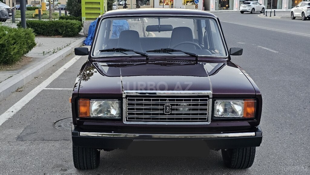 LADA (VAZ) 2107