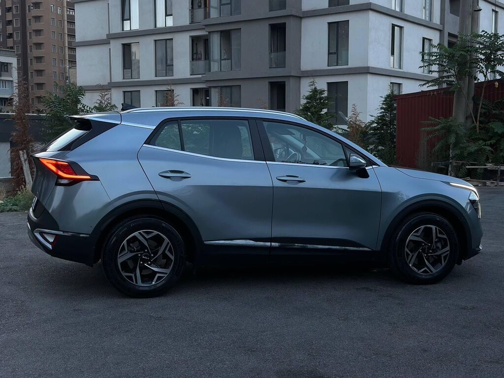 AZN  2023 Kia Sportage Servis BARTER edirem