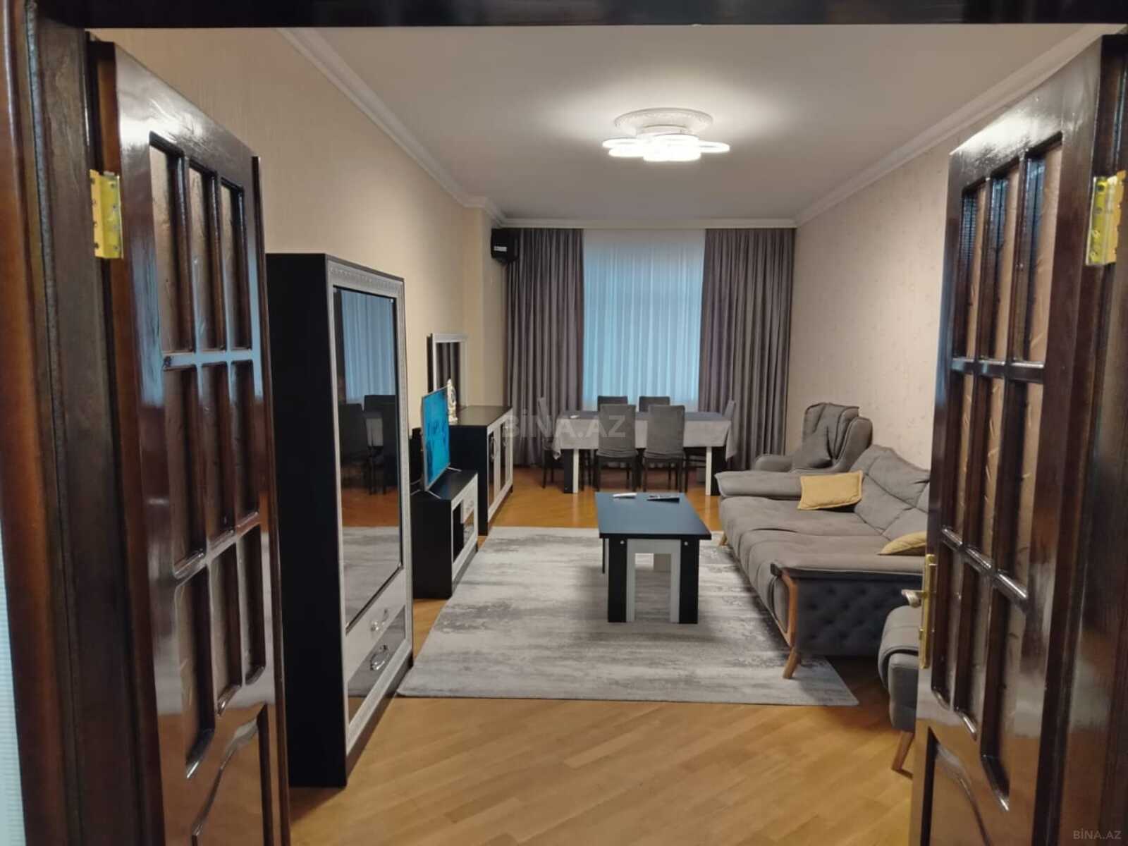 3otaqlı Yeni tikili mənzil satılır