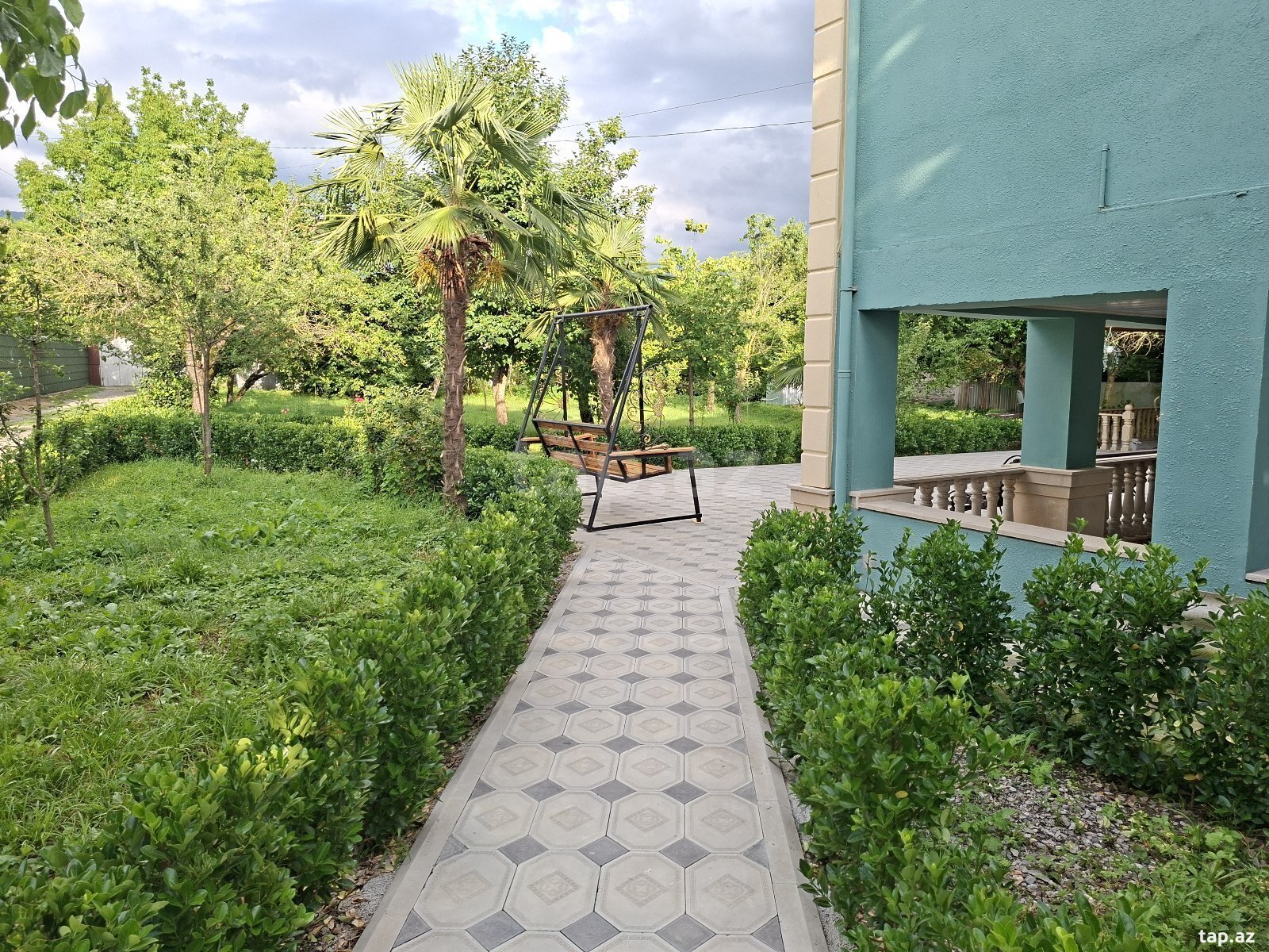 Bağ evi kirayə verilir, Qəbələ ş.