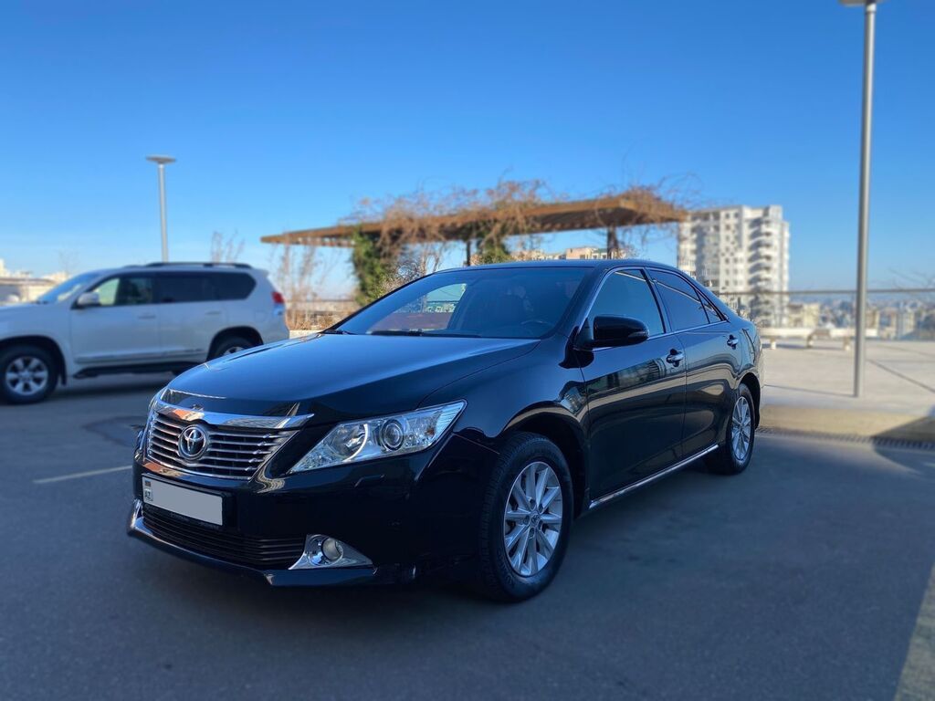 Toyota Camry: 2.5 l | 2014 il Sedan Bakı