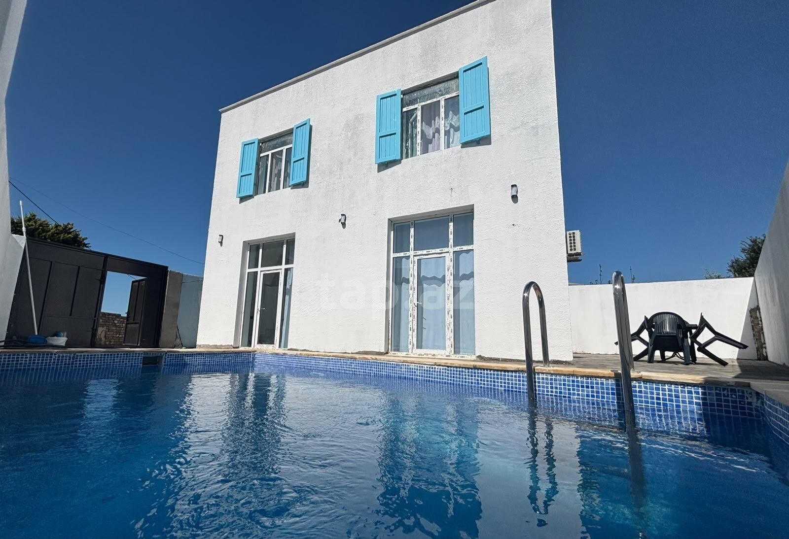 Bağ evi kirayə verilir, Novxanı qəs