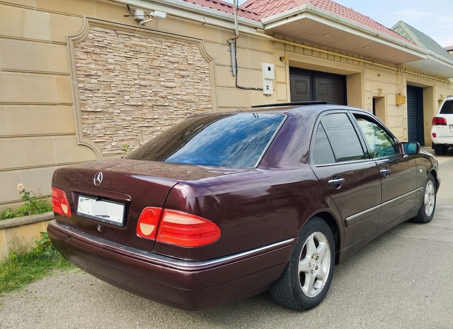 Mercedes E 200, 1997 il