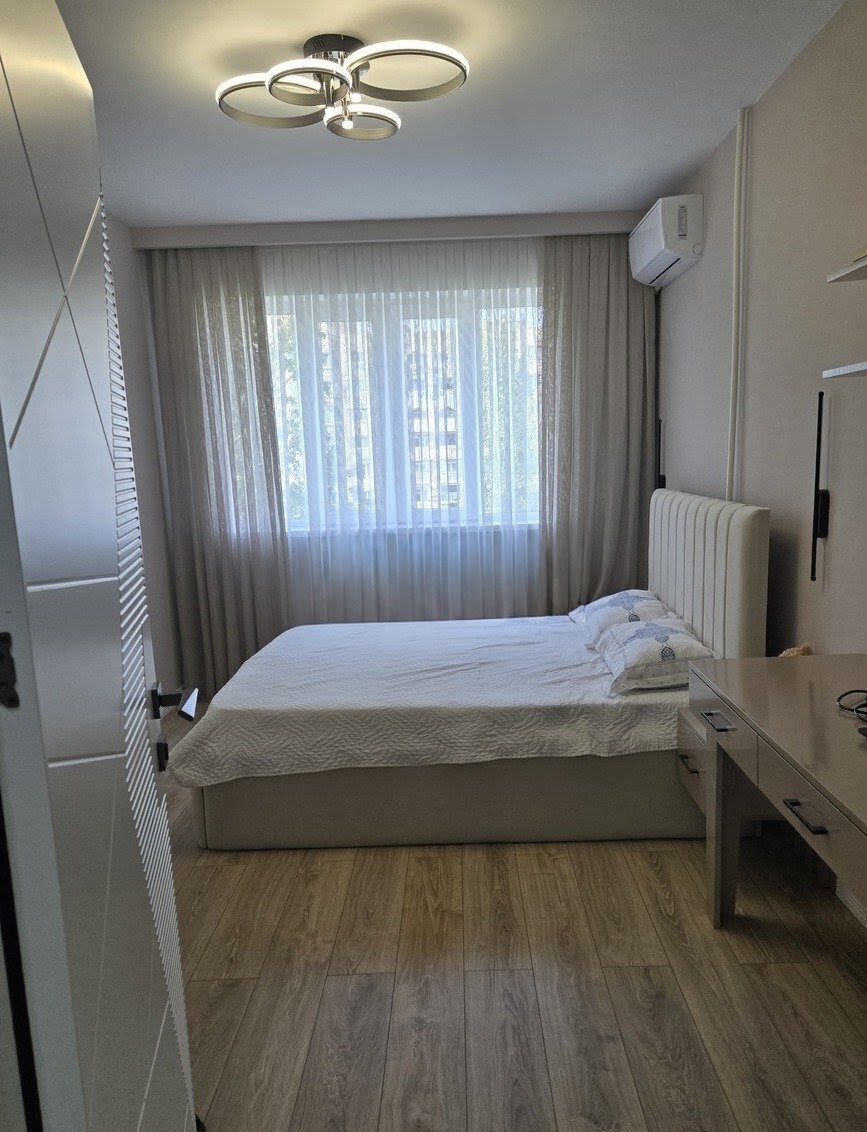 3 Otaqlı mənzil satılır Xətai