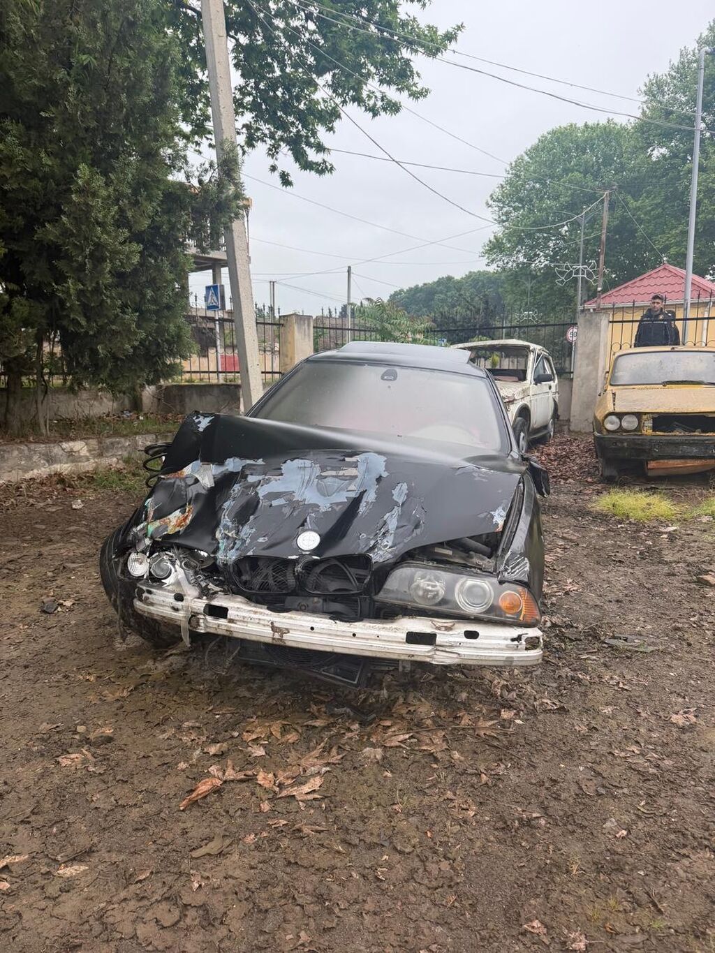 BMW E39, e46 e36 ehtiyat hisseleri .ver vruq bmw alsi