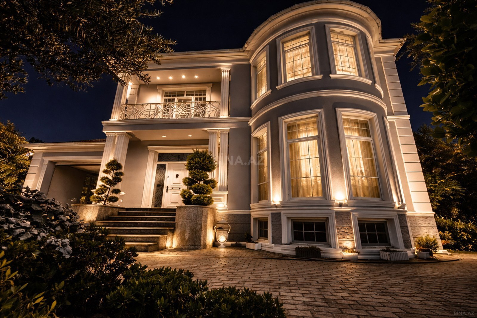 5 otaqlı Həyət evi/Bağ evi 500 m² satılır