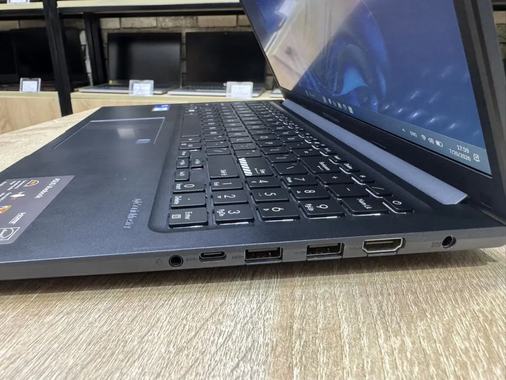 İşlənmiş ASUS Vivobook, 15.6 ", Intel Core i5, 512 GB