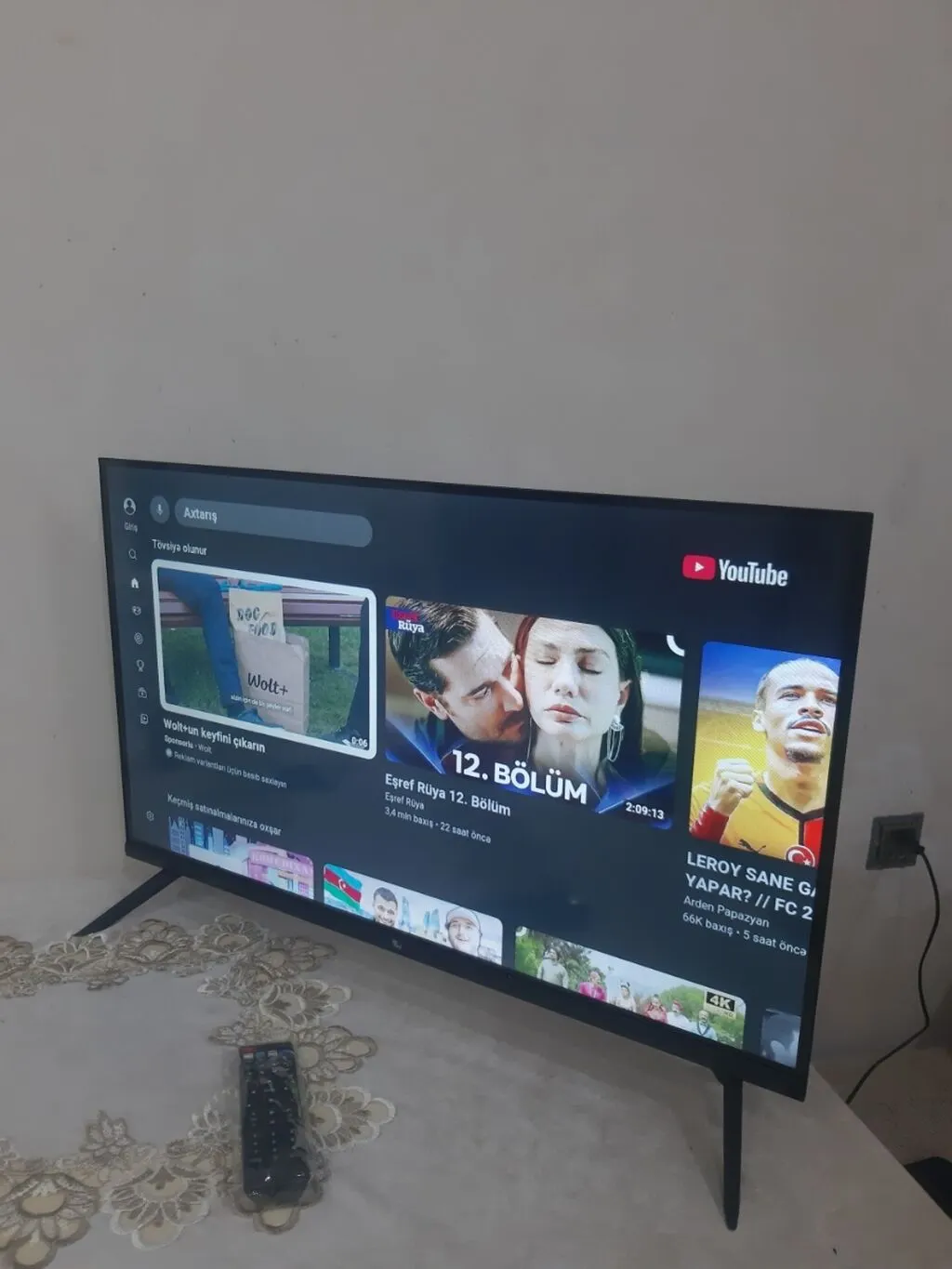 Yoshiro tv ela veziyetde daxili krosno kart yeri var ekran monolit 82