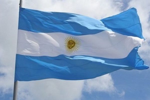 Argentina Britaniyanı mübahisəli adalarla bağlı danışıqlara başlamağa çağırdı