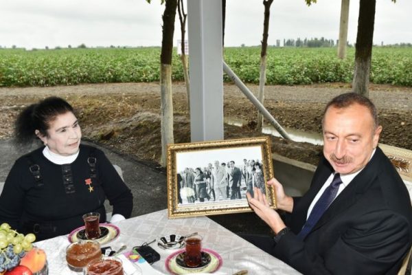 Bələdiyyə seçkilərində ən yaşlı qadın namizəd məşhur pambıqçı imiş