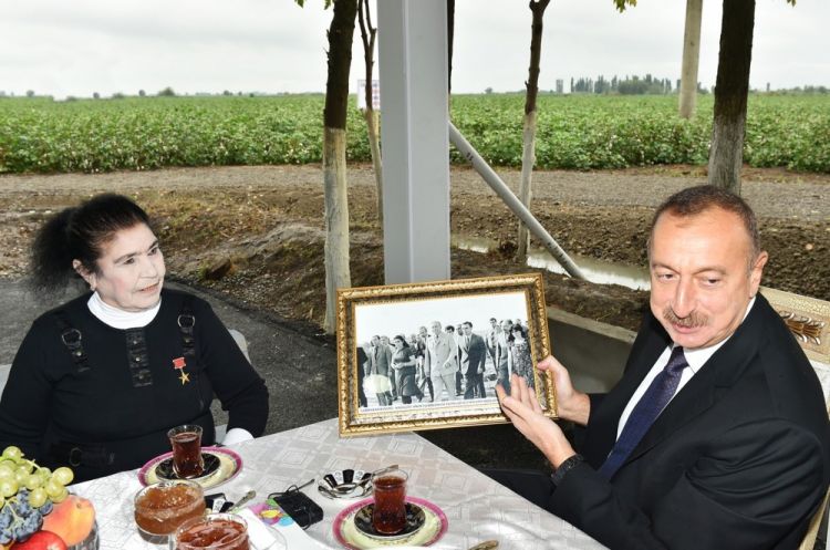 Bələdiyyə seçkilərində ən yaşlı qadın namizəd məşhur pambıqçı imiş